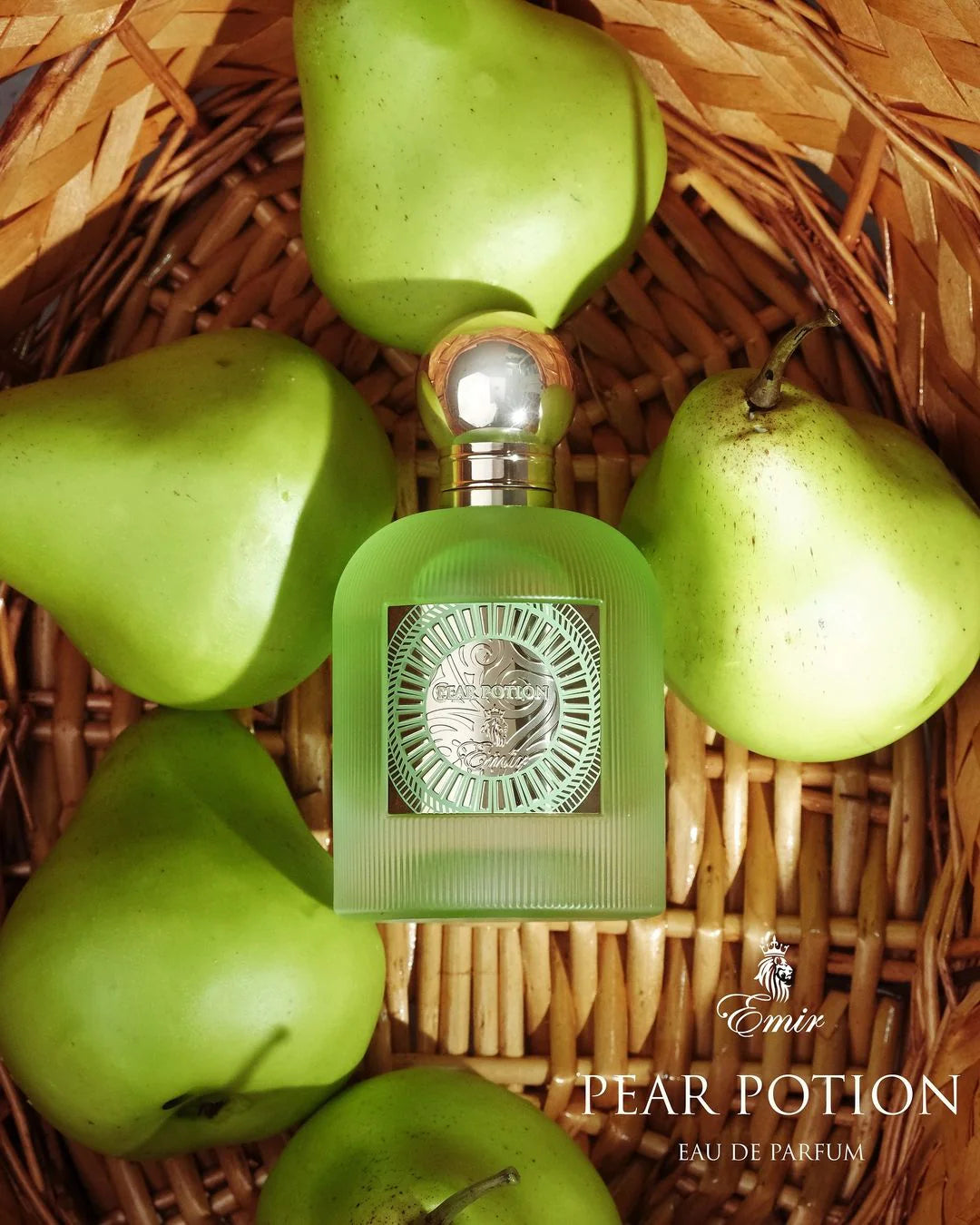 Paris Corner Pear Potion Emir